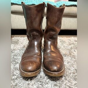 Red Wing Pecos Work Boots